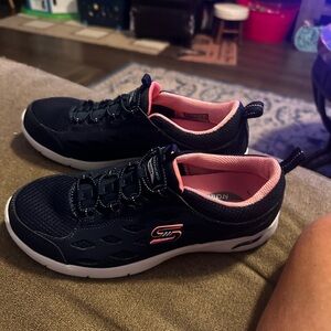 Skechers air cooled arch fit women blue with pink size 8